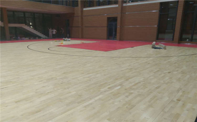 楓木籃球木地板、柞木籃球館運動(dòng)木地板區別