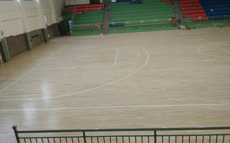 雙層龍骨結構運動(dòng)木地板一平米價(jià)格