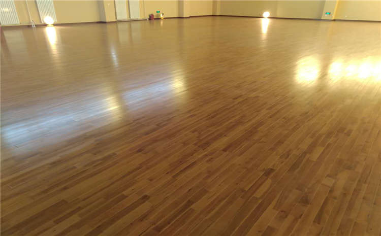 硬木企口體育館木地板市場(chǎng)價(jià)格表
