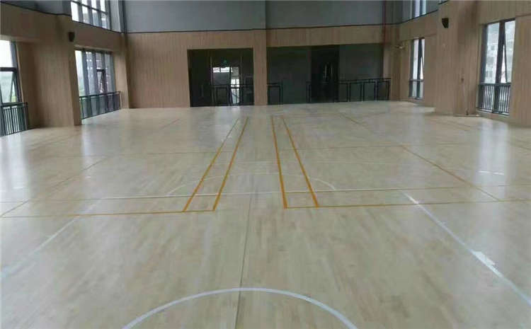 體育木地板泡水了怎么辦？