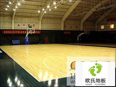 運動(dòng)木地板翻新要求