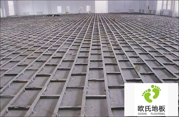 室內運動(dòng)實(shí)木地板受到濕氣的影響 怎么辦