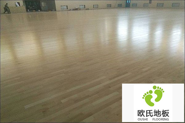 山西大同縣體育館運動(dòng)木地板案例